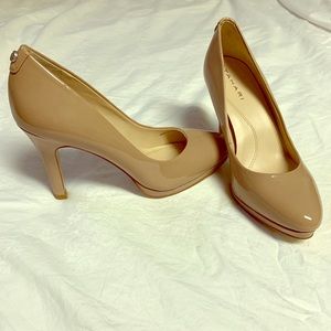 Tahari Heels